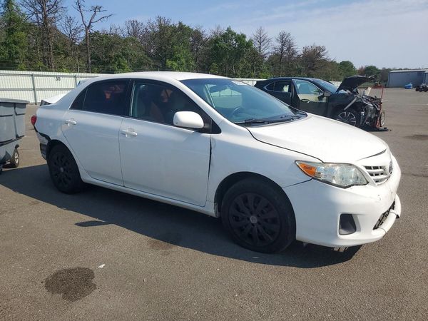 2013 TOYOTA COROLLA