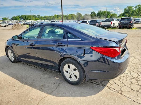 2013 HYUNDAI SONATA GLS/ GLS Popular