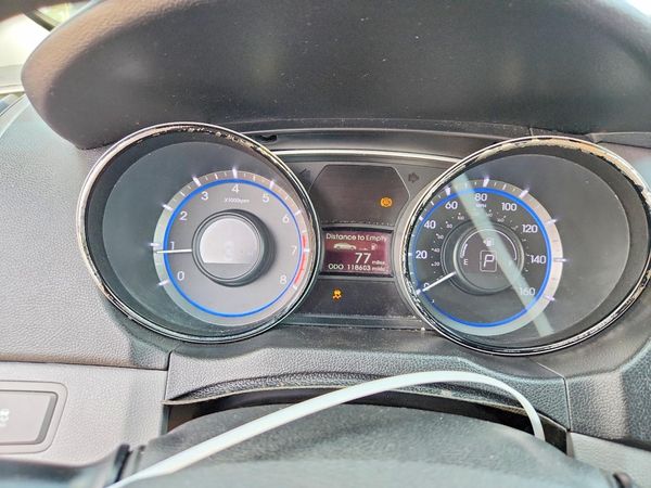 2013 HYUNDAI SONATA GLS/ GLS Popular