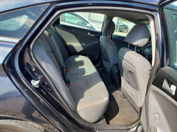 2013 HYUNDAI SONATA GLS/ GLS Popular