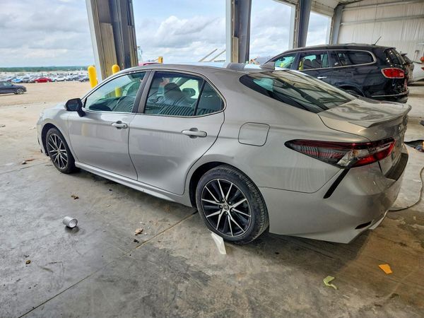 2021 TOYOTA CAMRY