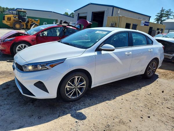 2024 KIA FORTE — DSFA — Front 3/4