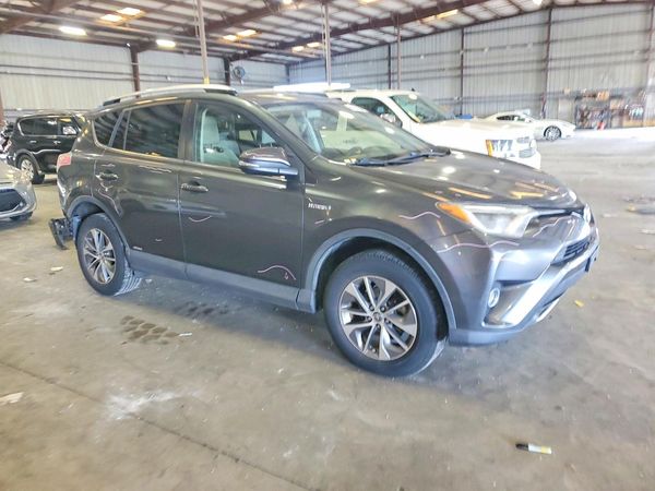 2016 TOYOTA RAV4 XLE (M Grade) — Passenger 3/4