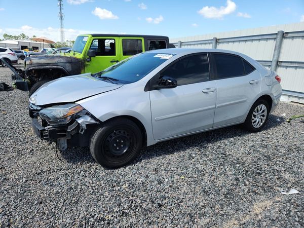 2017 TOYOTA COROLLA