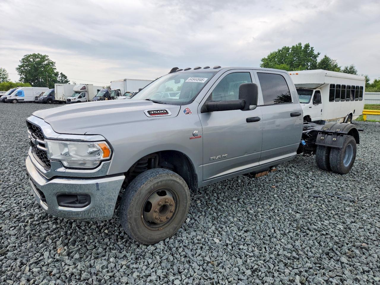 2022 RAM 3500 CREW CAB CHASSIS
