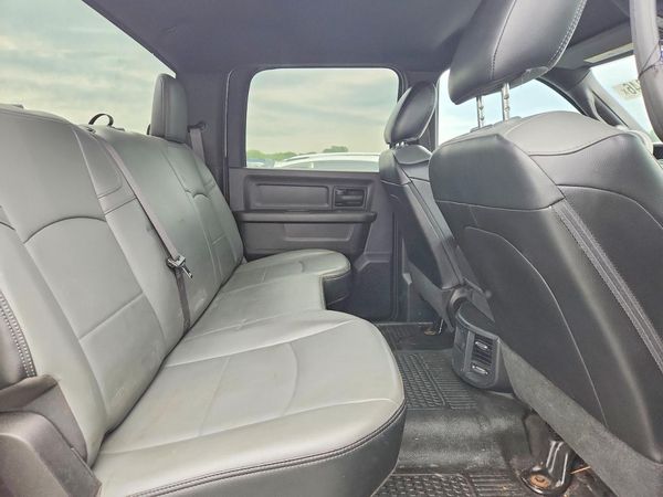 2022 RAM 3500 CREW CAB CHASSIS