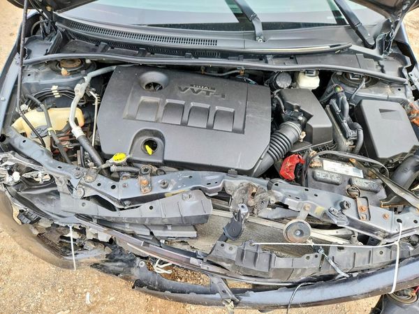 2013 TOYOTA COROLLA