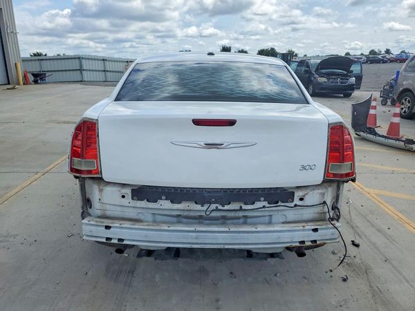 2014 CHRYSLER 300