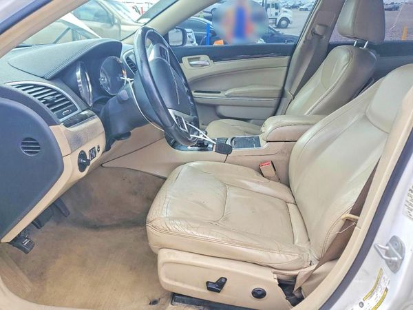 2014 CHRYSLER 300