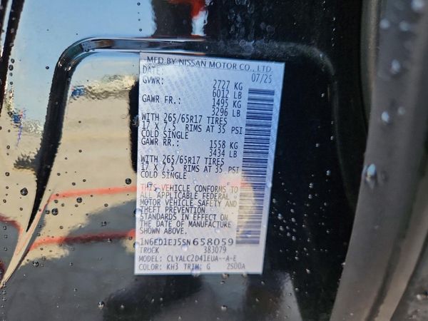 2025 NISSAN FRONTIER