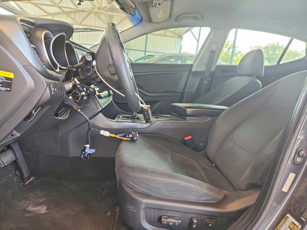 2015 KIA OPTIMA GL - Middle-low