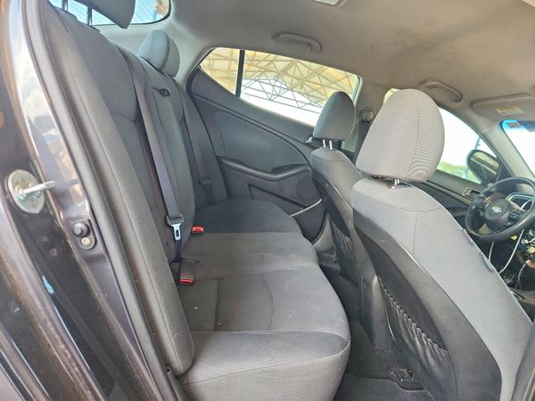 2015 KIA OPTIMA GL - Middle-low