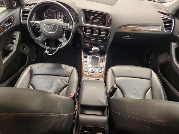 2016 AUDI Q5 quattro Premium Plus