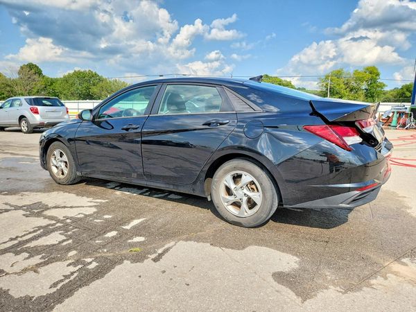 2021 HYUNDAI ELANTRA SE
