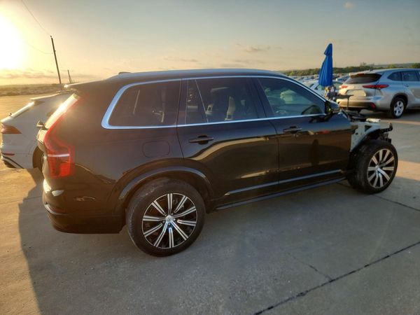 2023 VOLVO XC90