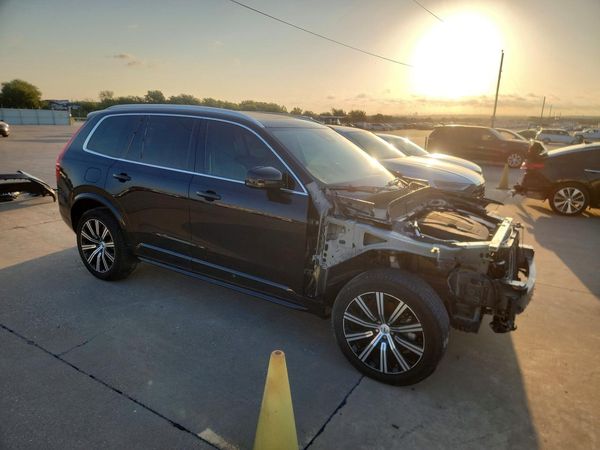 2023 VOLVO XC90