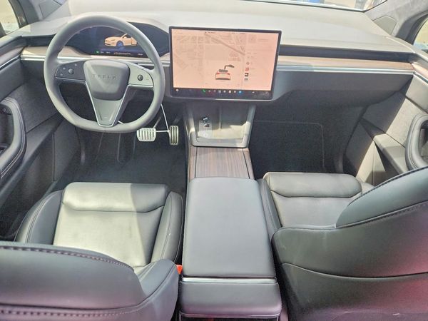 2023 TESLA MODEL X