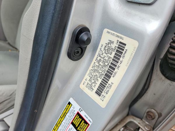 2012 TOYOTA COROLLA
