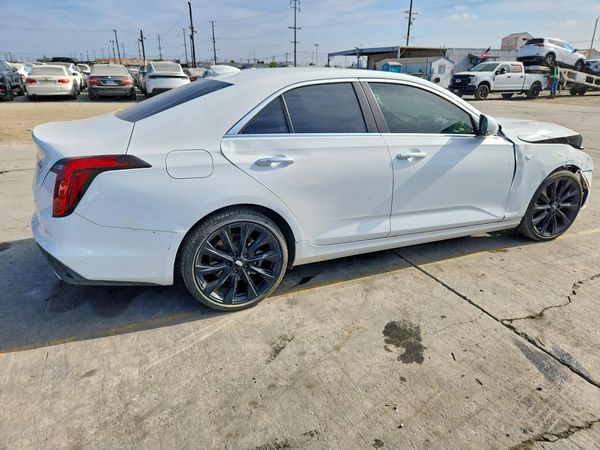 2023 CADILLAC CT4 Luxury+
