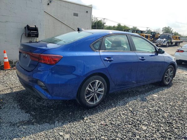 2022 KIA FORTE FE, LXS
