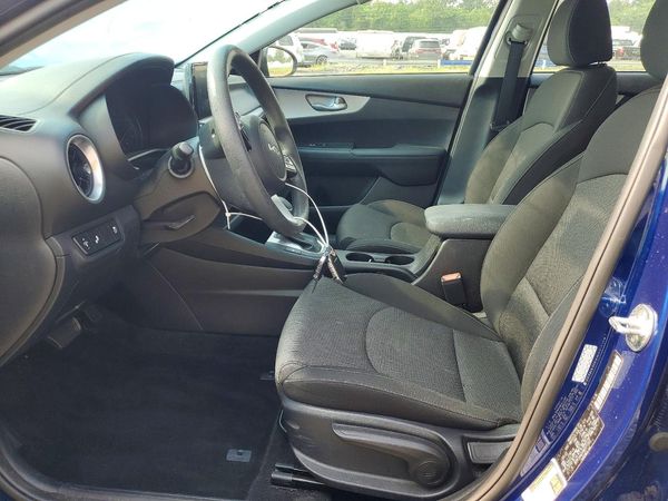 2022 KIA FORTE FE, LXS