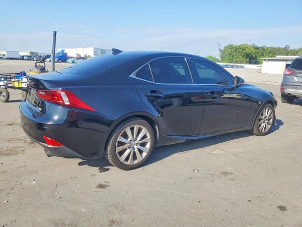 2015 LEXUS IS