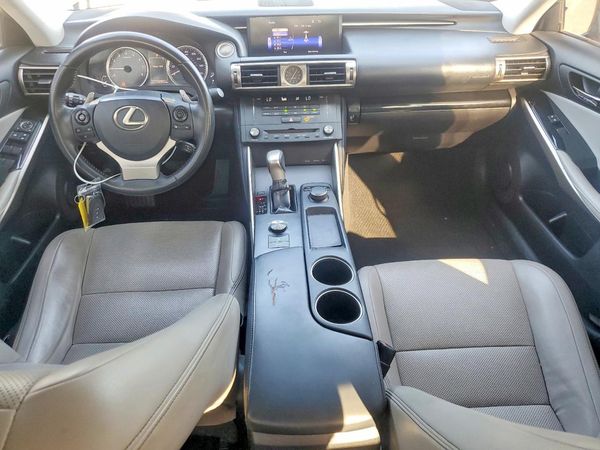 2015 LEXUS IS