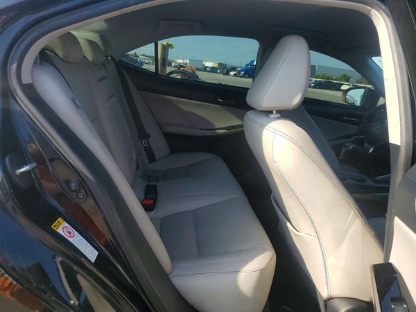 2015 LEXUS IS