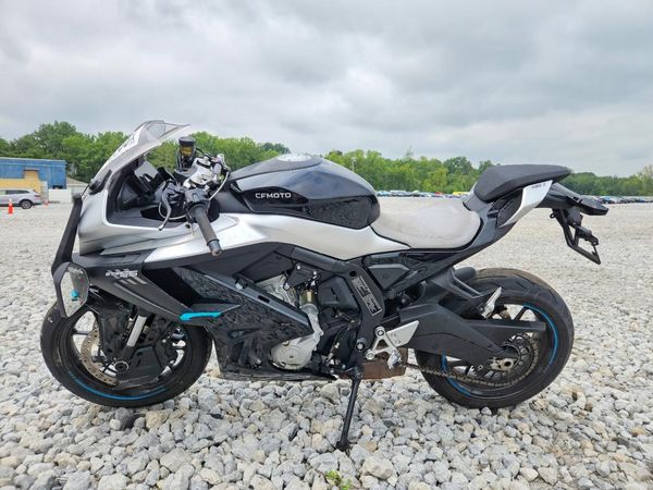 2026 CF MOTO 675SS — LSDT
