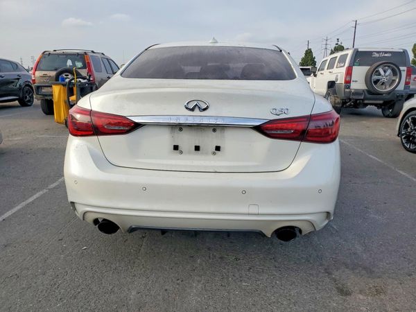 2018 INFINITI Q50
