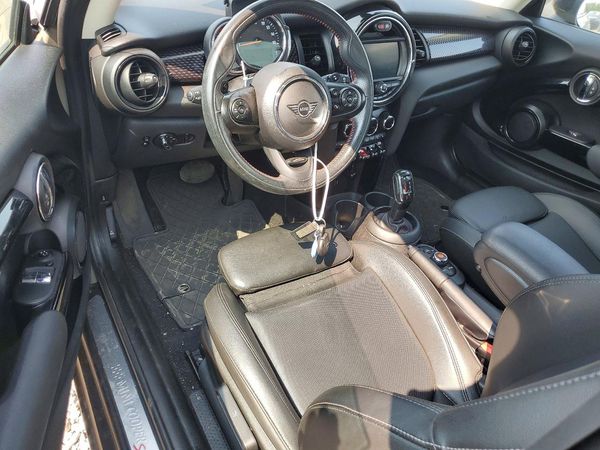 2020 MINI COOPER