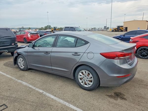 2018 HYUNDAI ELANTRA SE