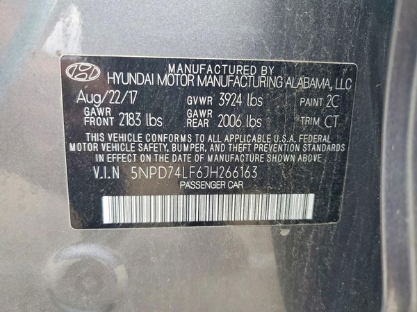 2018 HYUNDAI ELANTRA SE