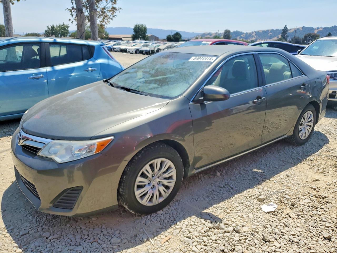 2013 TOYOTA CAMRY — Front 3/4