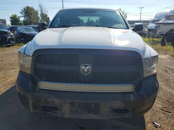 2013 RAM 1500 ST