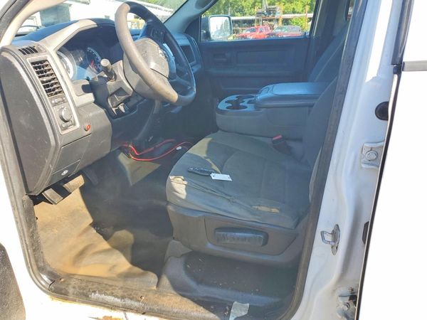 2013 RAM 1500 ST
