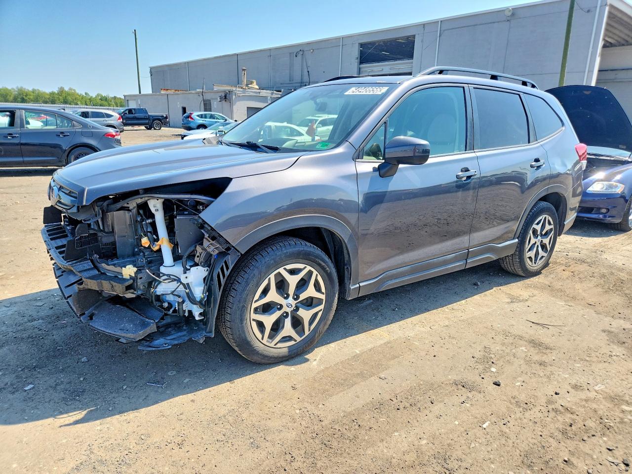 2022 SUBARU FORESTER Premium
