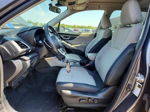 2022 SUBARU FORESTER Premium