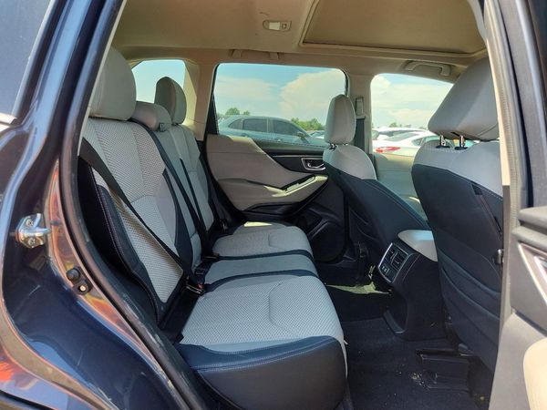 2022 SUBARU FORESTER Premium