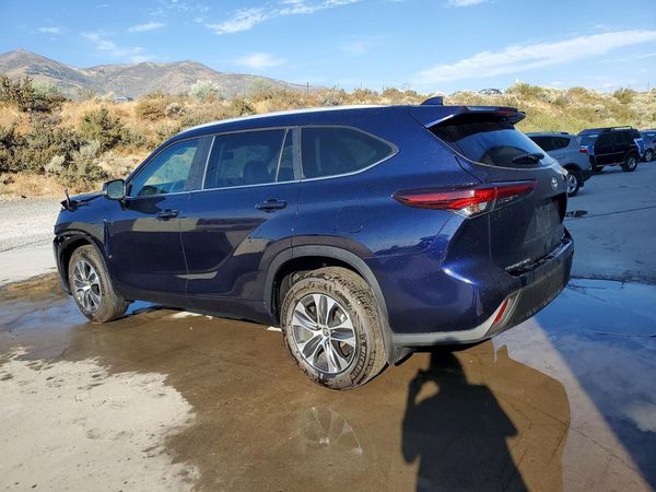 2026 TOYOTA HIGHLANDER