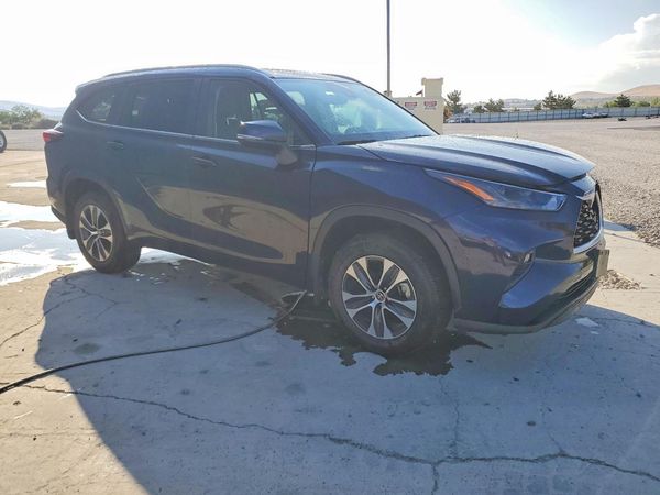 2026 TOYOTA HIGHLANDER