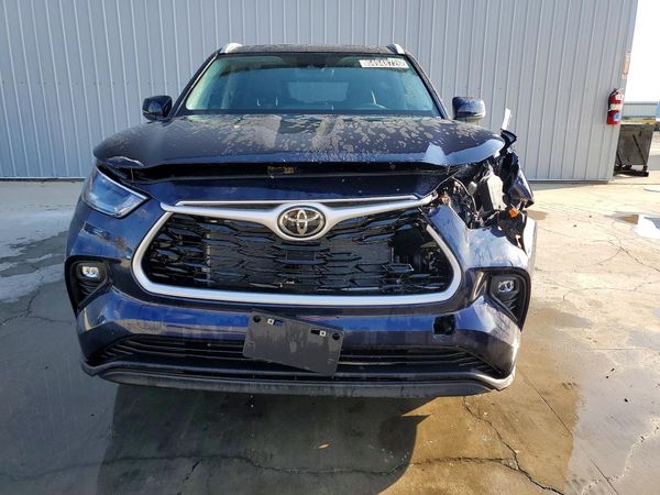 2026 TOYOTA HIGHLANDER