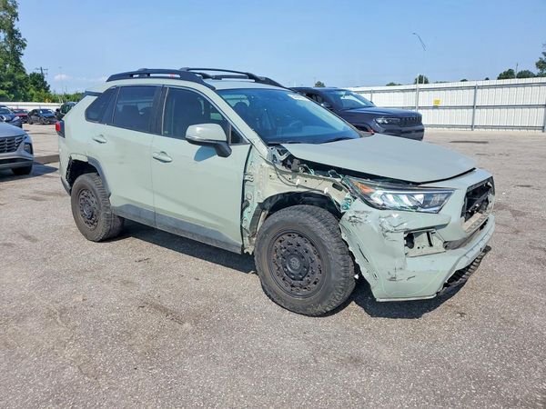 2019 TOYOTA RAV4