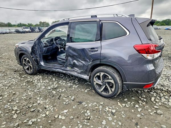 2023 SUBARU FORESTER