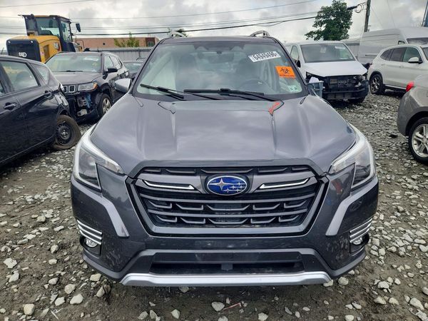 2023 SUBARU FORESTER