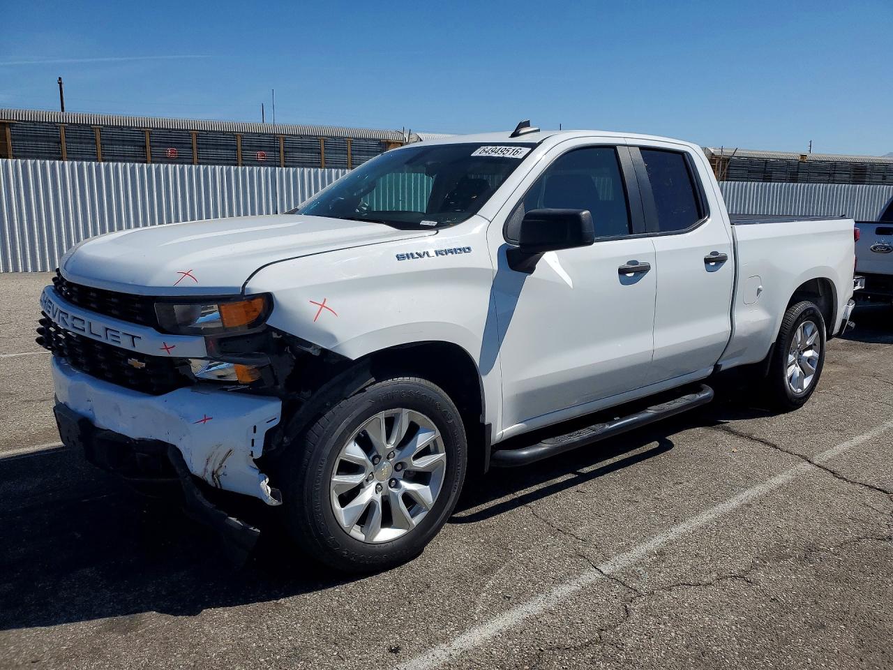 2021 CHEVROLET SILVERADO Custom — Front 3/4