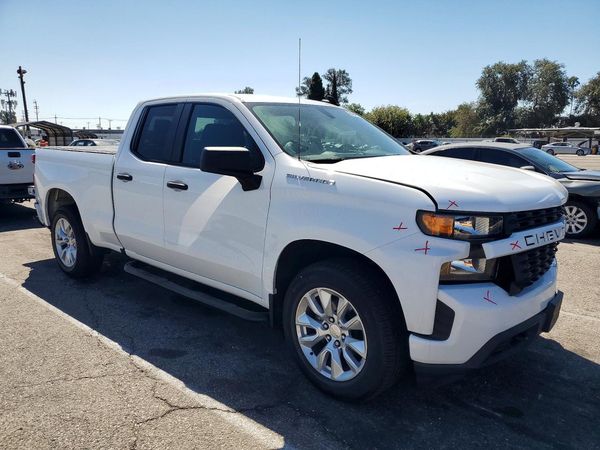 2021 CHEVROLET SILVERADO Custom — Passenger 3/4