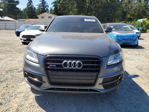 2016 AUDI SQ5 quattro Premium Plus