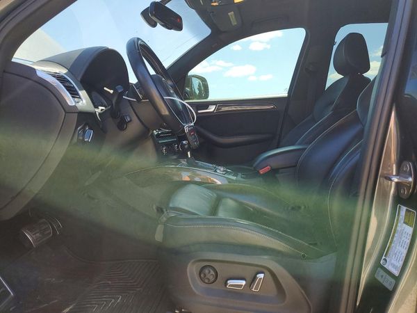 2016 AUDI SQ5 quattro Premium Plus