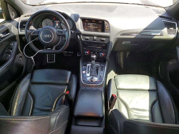 2016 AUDI SQ5 quattro Premium Plus